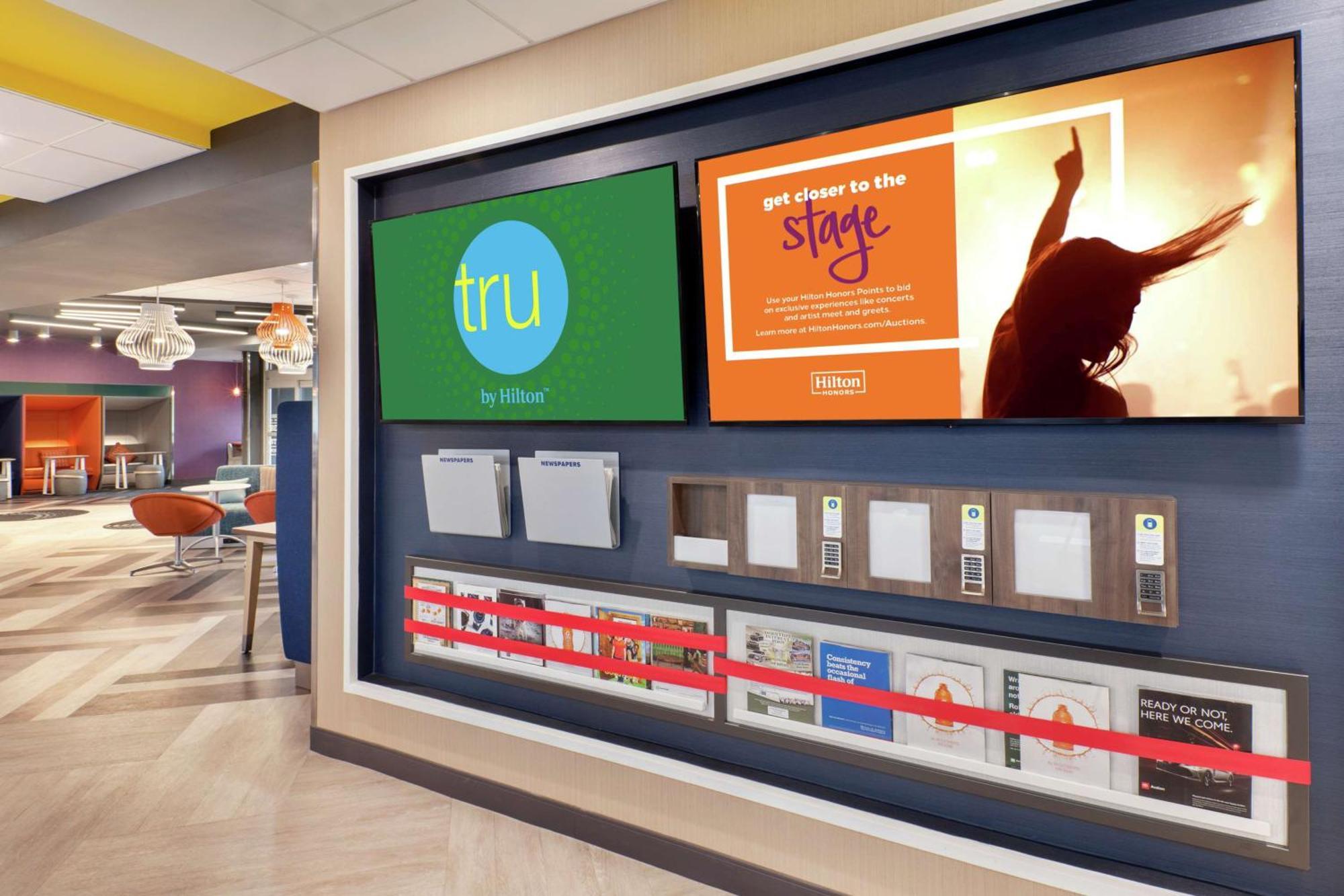 Tru By Hilton לייק צ'ארלס מראה חיצוני תמונה